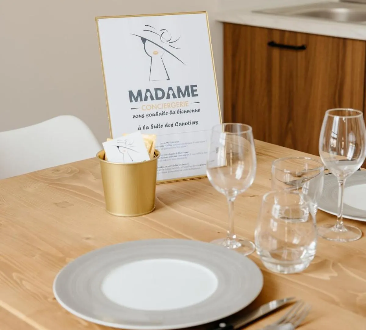 La Suite Des Canotiers Guichen Apartamento